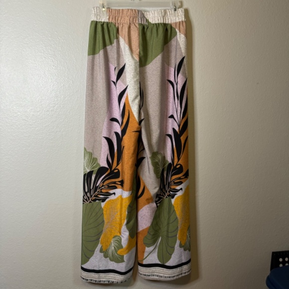 High waisted flowy plant pattern pants - Picture 2 of 3
